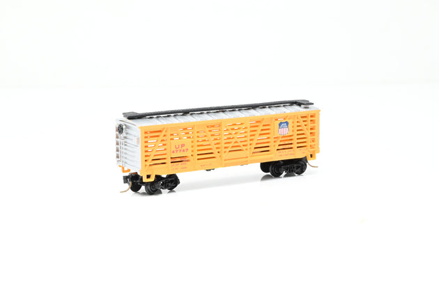 Bachmann N Gauge 71551 Union Pacific Yellow 40ft Single Door Stock Car No.47747 - Boxed