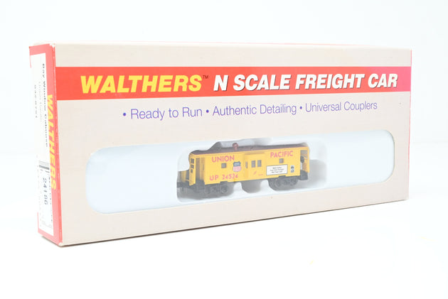 Walthers N Gauge 932-8751 Union Pacific Yellow Bay Window Caboose No.24524 - Boxed