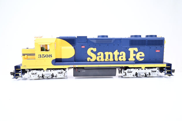 USA Trains G Gauge R22207 GP38-2 Santa Fe No.3508 - Boxed