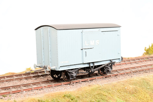 Kit Built O Gauge LMS Grey Sliding Door Covered Goods Van No.293445 - Unboxed