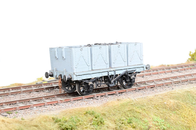 Kit Built O Gauge LMS Grey Flat Wagon w/ 4 Metal Box Load Unnumbered - Unboxed