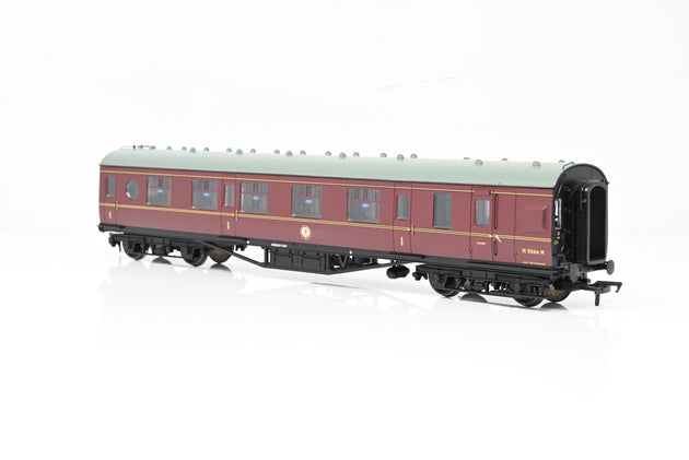 Bachmann OO Gauge 39-471 LMS 60ft Porthole Coach Corridor Brake First BR Maroon No.M5066M - Boxed