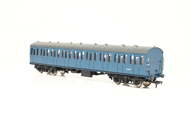 Bachmann OO Gauge 34-607 57ft MK1 Suburban Coach 2nd Class BR Blue No.E46087 - Boxed