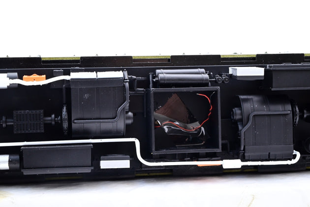 Heljan O Gauge 1221 BR Green Late Crest w/ SYP Class 122 Railcar No.W55005 - Boxed
