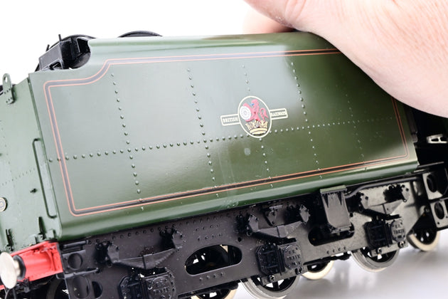 55H O Gauge BR Green Britannia Class No.70046 'Anzac' - Boxed