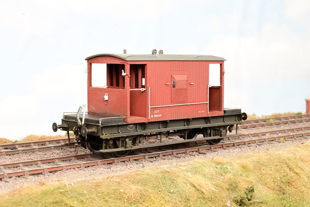 Kit Built O Gauge BR 20 Ton Brake Van with working Tail Lights No.M988664