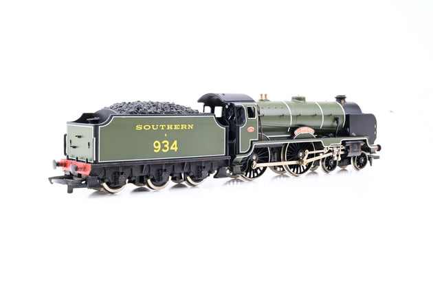 Hornby OO Gauge R533 SR Green Schools Class No.934 'St Lawrence' - Boxed