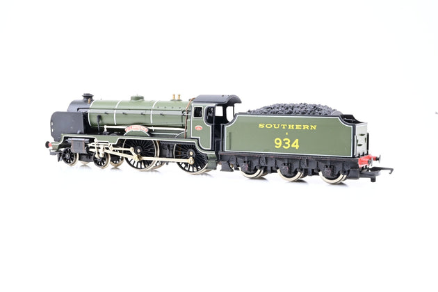 Hornby OO Gauge R533 SR Green Schools Class No.934 'St Lawrence' - Boxed