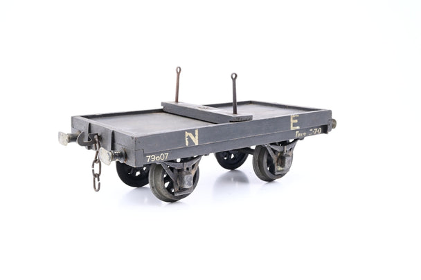 Mills Brothers Gauge 1 Pair of North Eastern 4 Wheel Bolster Wagons No.79607