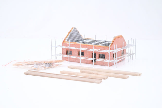 Graham Farish N Gauge 42-024 Scenecraft Building 'House Under Construction' - Boxed