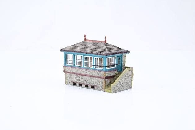 Graham Farish N Gauge 42-176 Scenecraft Building 'Stone Signal Box' - Boxed