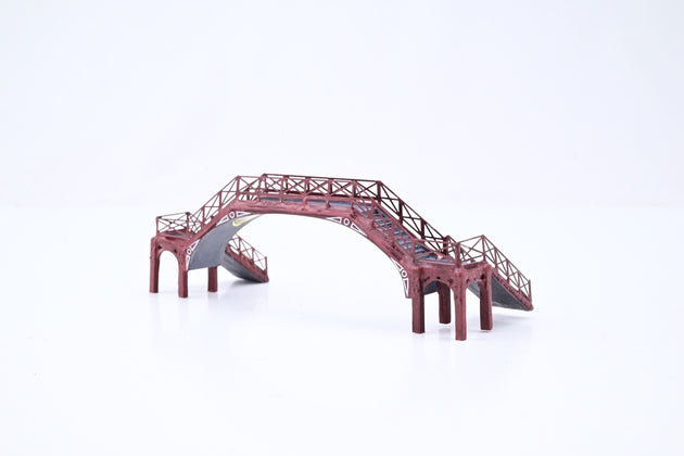 Hornby N Gauge N8091 Lyddle End Buildiing 'Platform Footbridge' - Boxed