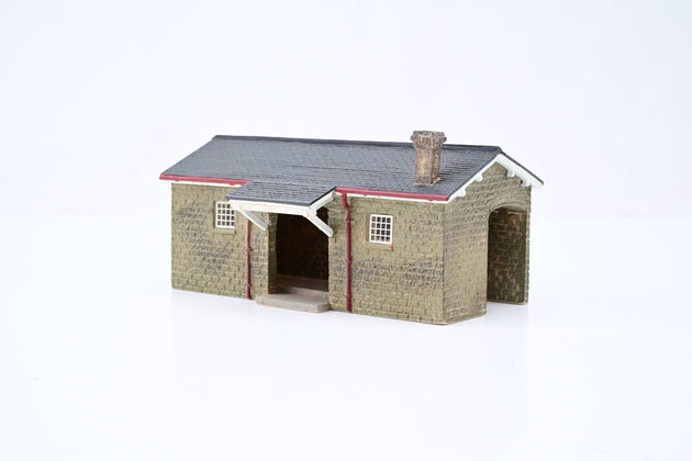 Hornby N Gauge N8086 Lyddle End Buildiing 'Goods Shed' - Boxed