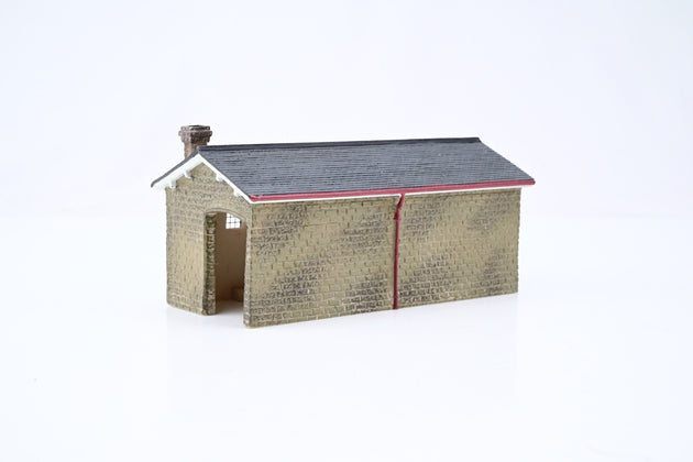 Hornby N Gauge N8086 Lyddle End Buildiing 'Goods Shed' - Boxed
