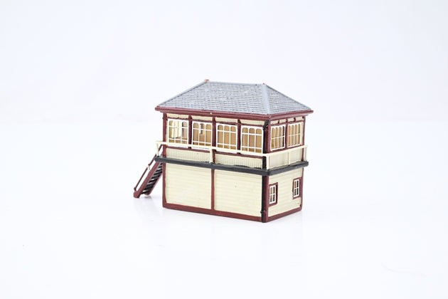 Hornby N Gauge N8853 Lyddle End Buildiing 'Lyddle End East Signal Box' - Boxed