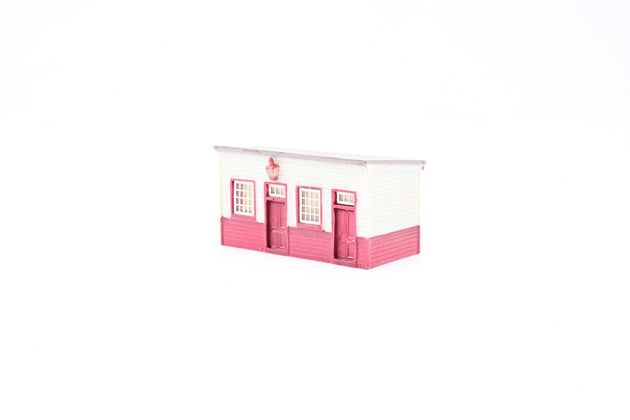 Hornby N Gauge N8719 Lyddle End Buildiing 'Lower Lyddle End Waiting Room' - Boxed