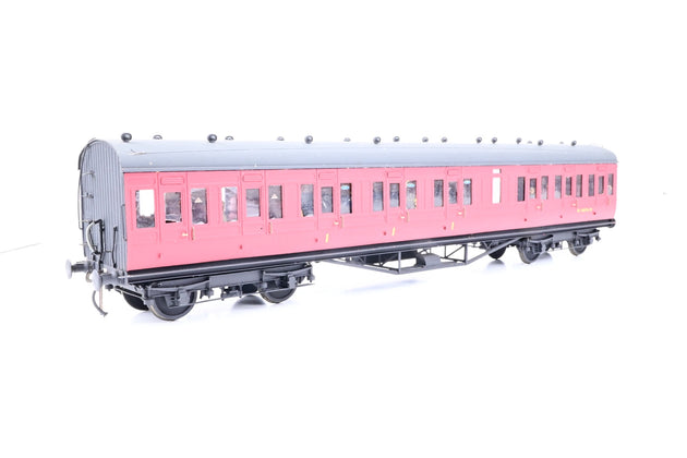 Sidelines O Gauge Pair of BR Crimson Suburban Coaches