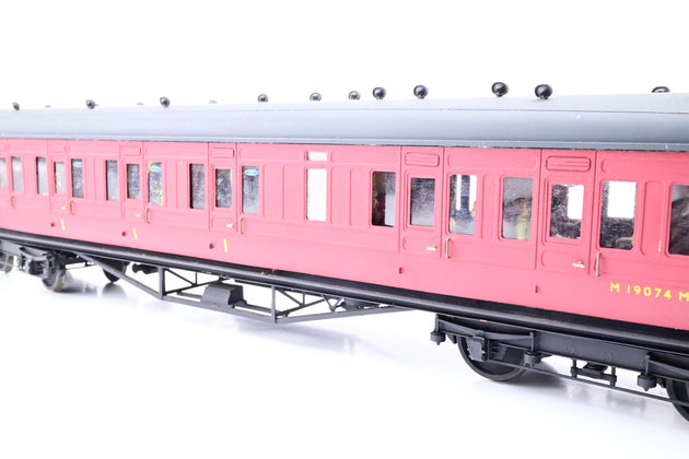Sidelines O Gauge Pair of BR Crimson Suburban Coaches