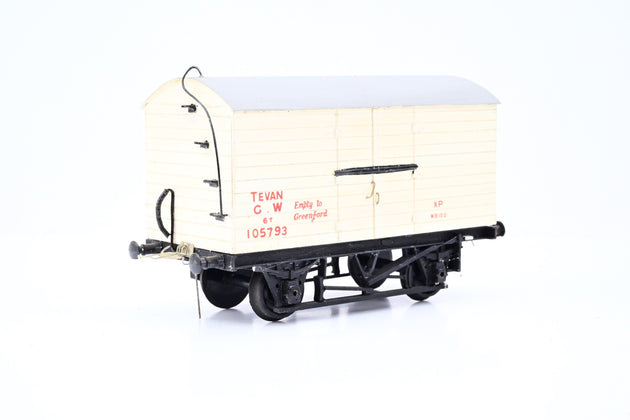 Kit Built O Gauge GWR White Tevan Insulated Goods Van No.105793 - Aftermarket Box