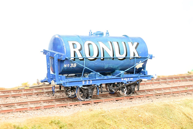 Kit Built O Gauge 'Ronuk' 14T Tank Wagon No.38 - Boxed