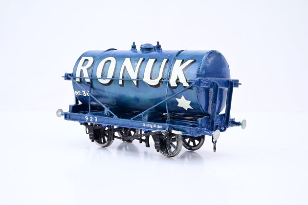 Kit Built O Gauge 'Ronuk' 14T Tank Wagon No.38 - Boxed