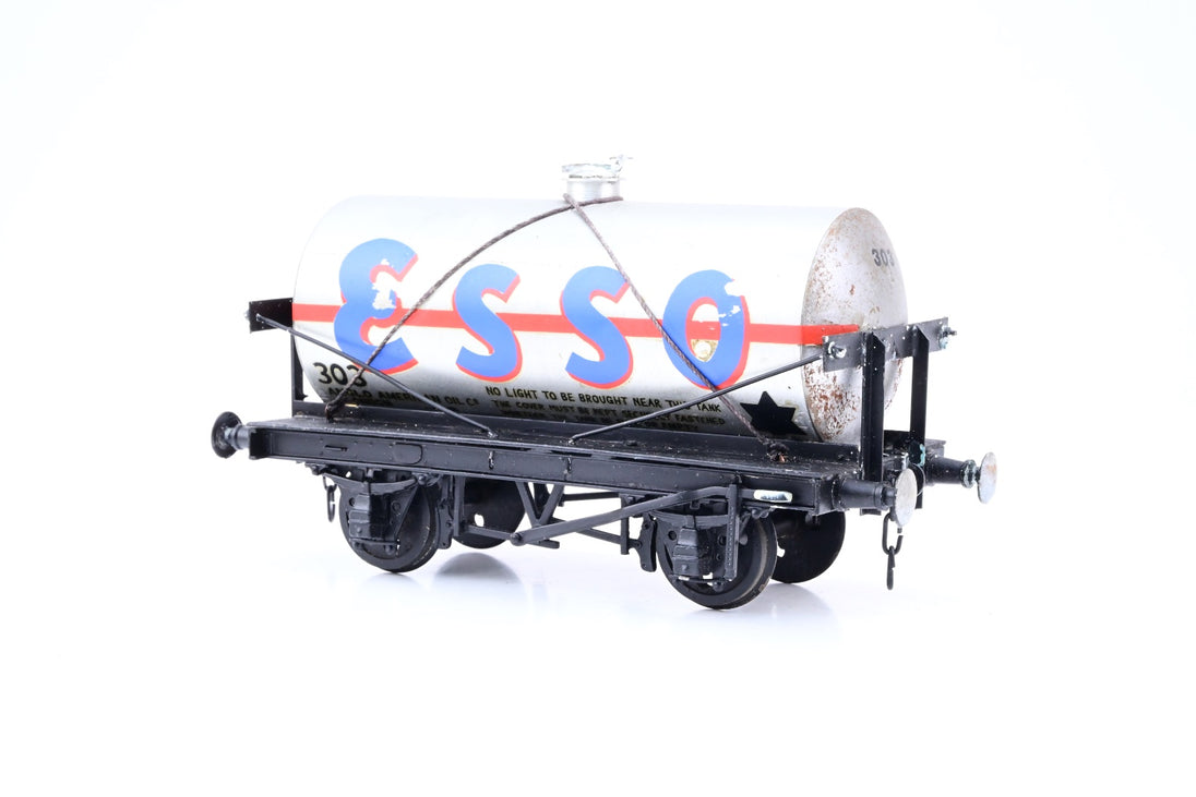 Kit Built O Gauge 'Esso' Silver 4-Wheel Tank Wagon No.303 - Unboxed