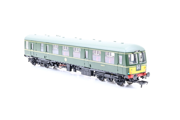 Bachmann OO Gauge 31-537 Class 105 DMU Power Twn BR Green w/ Half Yellow Ends No.M50812, M50779 - Boxed