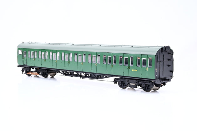 Bachmann OO Gauge 31-376Z 2EPB EMU Late SR Multiple Unit Green No.5759 - Boxed