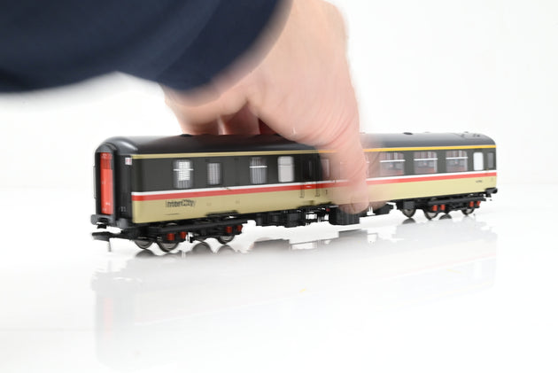 Accurascale OO Gauge ACC2698 Intercity Mark 2c BFK No.M17130