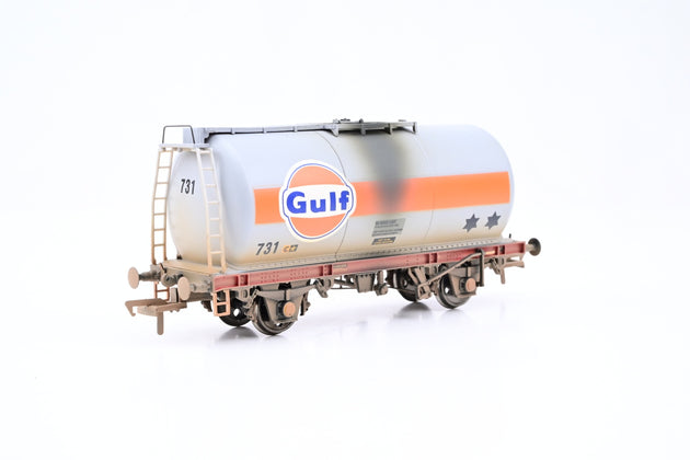 Bachmann OO Gauge 37-575S 'Gulf' Grey & Orange 45T TTA Tank Wagon No.731 - Factory Weathered, Boxed