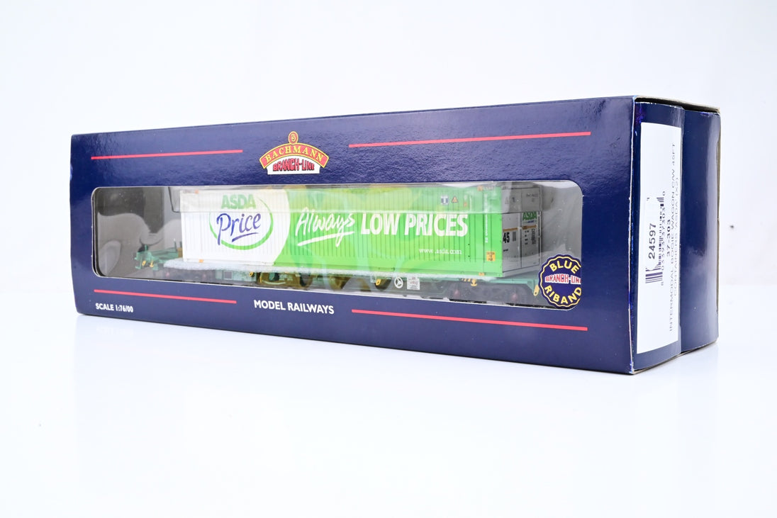 Bachmann OO Gauge 37-303 Twin Pack of EWS Intermodal Bogie Wagons w/ 4