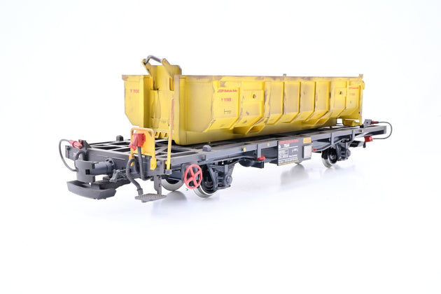 LGB G Gauge 40895 RhB Container Flatcar w/ RhB Waste Hopper No.Lb 7864 - Factory Weathered, Unboxed