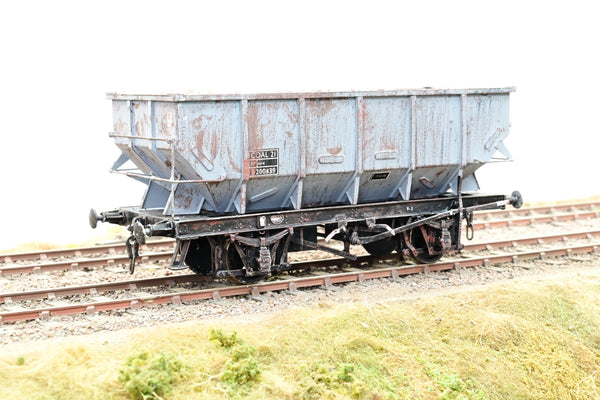 Kit Built O Gauge BR Grey 21T Steel Rivetted Coal / Mineral Hopper Wagon No.B200439 - Weathered, Unboxed
