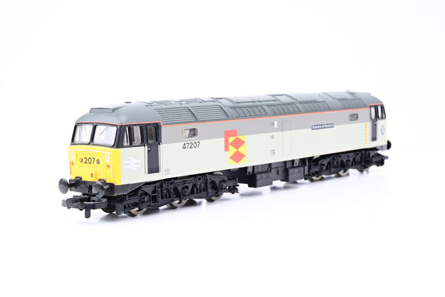 Lima OO Gauge L204945 Railfreight Distribution Class 47 No.47207 'Bulmers of Hereford' - Boxed