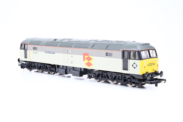 Lima OO Gauge L204945 Railfreight Distribution Class 47 No.47207 'Bulmers of Hereford' - Boxed
