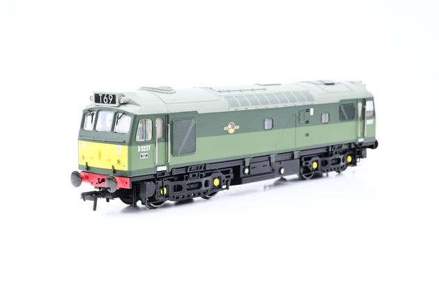 Bachmann OO Gauge BR Two-Tone Green Clas 25/2 No.D5237 - Boxed