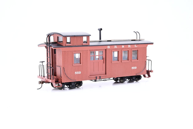 Spectrum On30 2677 Side Door Wood Caboose 'Sandy River & Rangeley Lake' No.559 - Boxed