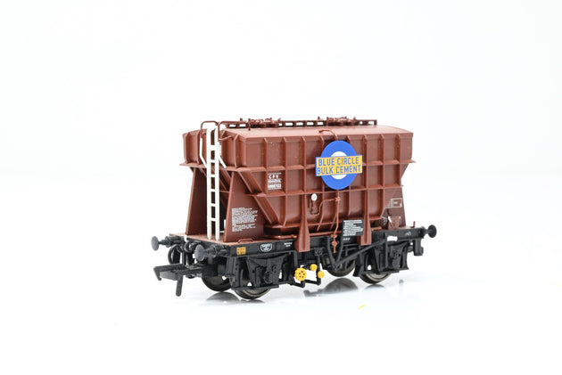 Bachmann OO Gauge 38-270A 'Blue Circle Cement' Bauxite 22T Presflo Cement Wagon No.B888723 - Boxed