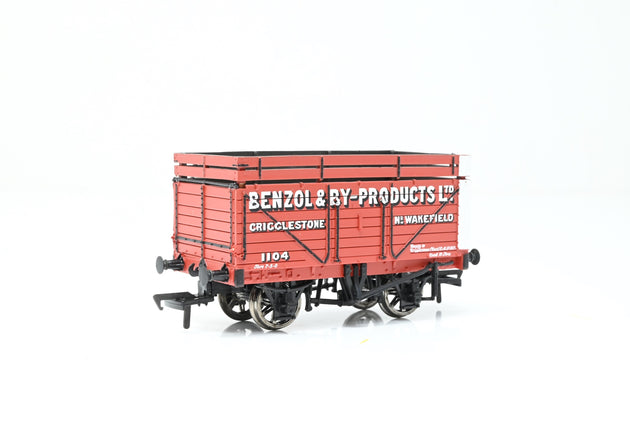 Bachmann OO Gauge 37-177 'Benzol & By-Products Ltd.' 7-Plank Open Wagon No.1104 - Boxed