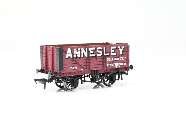 Bachmann OO Gauge 37-080Z 'Annesley' 7-Plank Open Wagon No.195 - Boxed