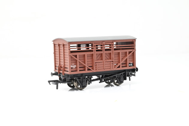 Bachmann OO Gauge 33-650C BR Brown 12T Cattle Wagon No.M14400 - Boxed