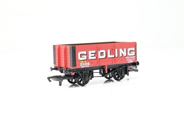 Hornby OO Gauge R6067 'Gedling' 7-Plank Open Wagon No.2598 - Boxed