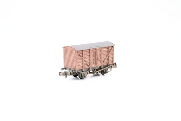 Graham Farish N Gauge 373-728 BR Bauxite 10T Insulated Ale Van No.B872089 - Factory Weathered, Boxed