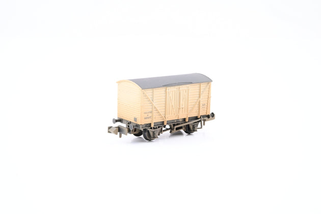 Graham Farish N Gauge 373-725D BR White 10T Insulated Goods Van No.B872177 - Factory Weathered, Boxed