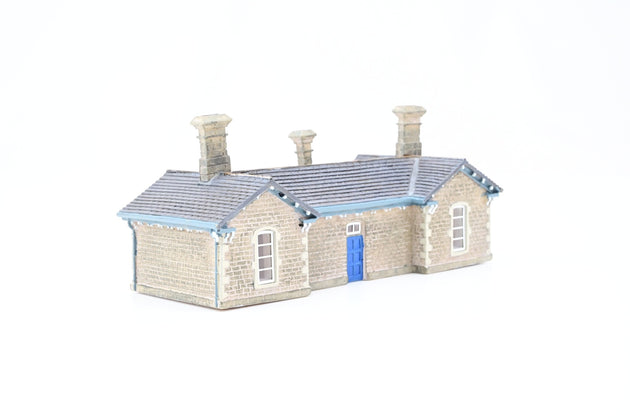 Graham Farish N Gauge 42-063 Scenecraft Building 'Stone Station Building' - Boxed