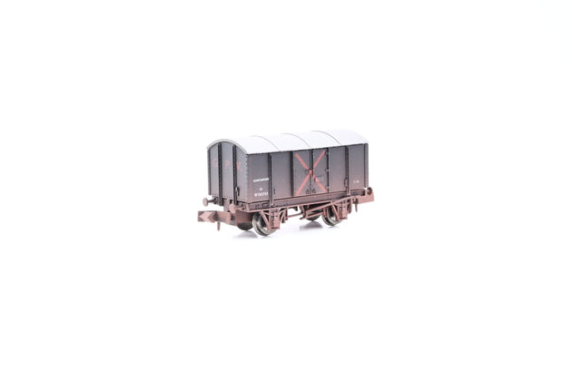 Dapol N Gauge 2F-013-088 GWR Black Gunpowder Van No.W105743 - Factory Weathered, Boxed
