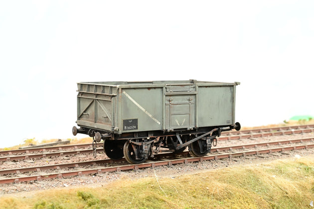 Kit Built O Gauge BR Grey 16T Steel Mineral Wagon No.B562574 - Weathered, Unboxed