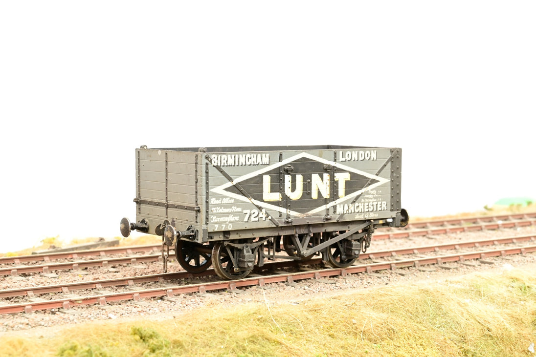 Kit Built O Gauge 'Lunt' 7-Plank Open Wagon No.724 - Weathered, Unboxe