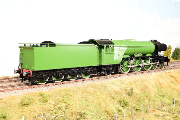 Sancheng O Gauge Unlettered Doncaster Green Class A3 'Flying Scotsman' - Boxed