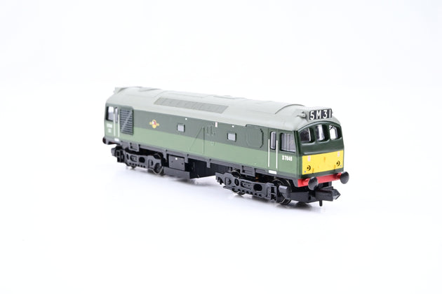 Graham Farish N Gauge 371-077 Class 25/3 Diesel BR Two-Tone Green Small Yellow Panel No.D7648 - Boxed